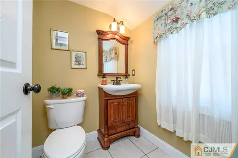 33 E Main St, Flemington, NJ 08822 photo 16