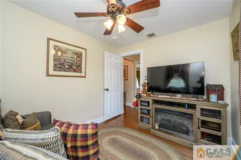 33 E Main St, Flemington, NJ 08822 photo 21