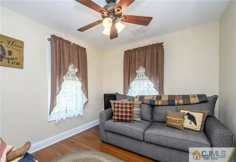 33 E Main St, Flemington, NJ 08822 photo 20