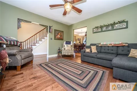 33 E Main St, Flemington, NJ 08822 photo 6