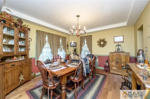 33 E Main St, Flemington, NJ 08822 photo 9