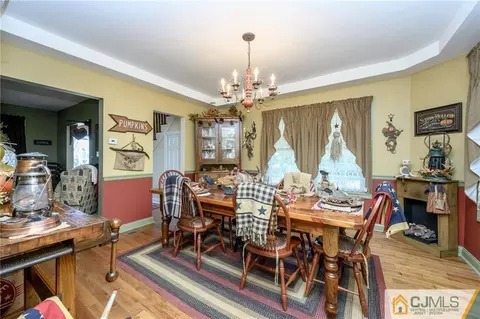 33 E Main St, Flemington, NJ 08822 photo 10