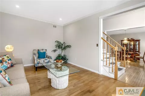 20 Rolling Brook Dr, Edison, NJ 08820 photo 8