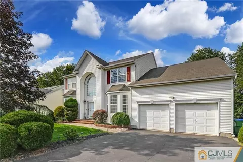 20 Rolling Brook Dr, Edison, NJ 08820 photo 2