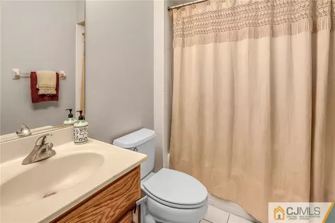 20 Rolling Brook Dr, Edison, NJ 08820 photo 23