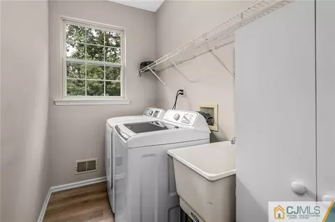 20 Rolling Brook Dr, Edison, NJ 08820 photo 21