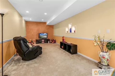 20 Rolling Brook Dr, Edison, NJ 08820 photo 36