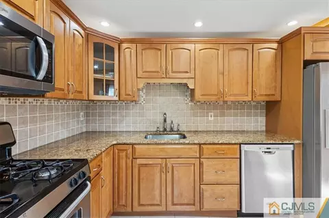 217 Plainfield Ave, Edison, NJ 08817 photo 22