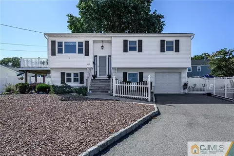 24 Corrigan Ave, Pine Beach, NJ 08741 photo 1