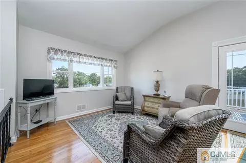 24 Corrigan Ave, Pine Beach, NJ 08741 photo 5