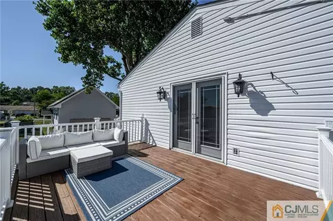 24 Corrigan Ave, Pine Beach, NJ 08741 photo 10