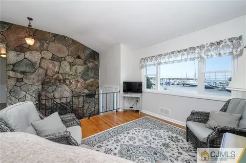 24 Corrigan Ave, Pine Beach, NJ 08741 photo 4