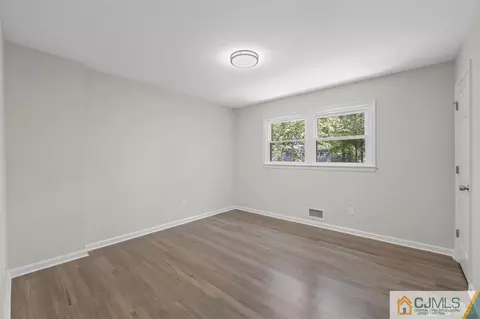 22 Highpoint Dr, Edison, NJ 08820 photo 31