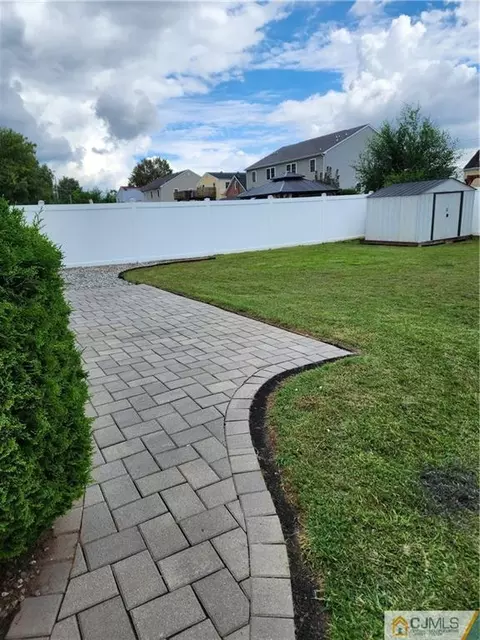 618 Drake Ave, Middlesex, NJ 08846 photo 12