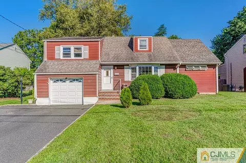 347 Seneca Ave, Middlesex, NJ 08846 photo 3