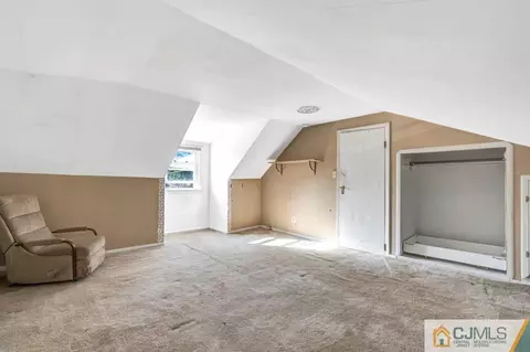 347 Seneca Ave, Middlesex, NJ 08846 photo 18