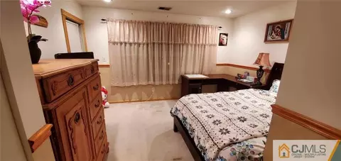 2210 Candlelight Ct, Helmetta, NJ 08828 photo 3