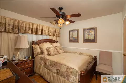 460 Warfield Rd, North Plainfield, NJ 07063 photo 17