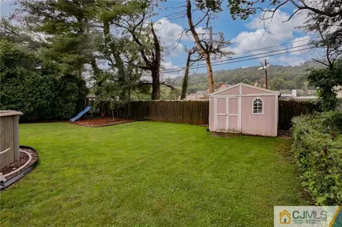 460 Warfield Rd, North Plainfield, NJ 07063 photo 29