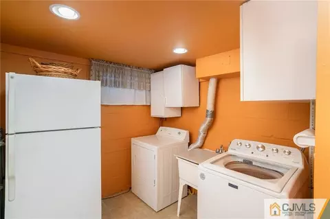 460 Warfield Rd, North Plainfield, NJ 07063 photo 23