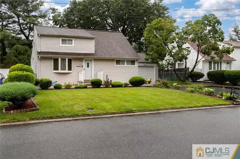460 Warfield Rd, North Plainfield, NJ 07063 photo 2