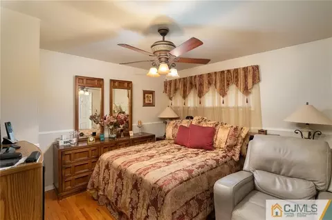 460 Warfield Rd, North Plainfield, NJ 07063 photo 19