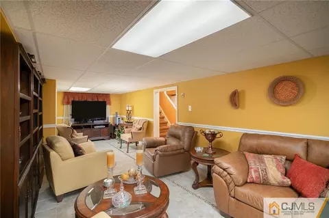 460 Warfield Rd, North Plainfield, NJ 07063 photo 21