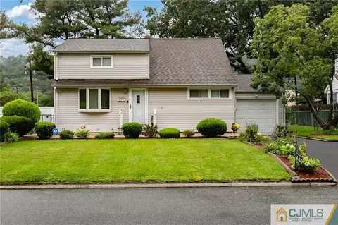 460 Warfield Rd, North Plainfield, NJ 07063 photo 1