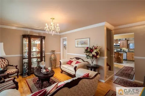460 Warfield Rd, North Plainfield, NJ 07063 photo 7