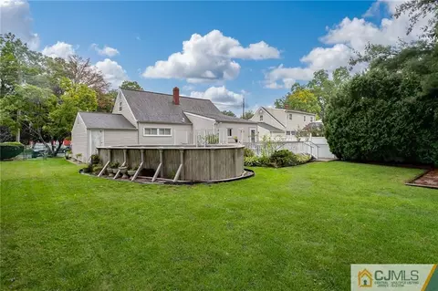 460 Warfield Rd, North Plainfield, NJ 07063 photo 24