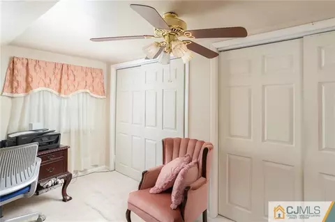 460 Warfield Rd, North Plainfield, NJ 07063 photo 16