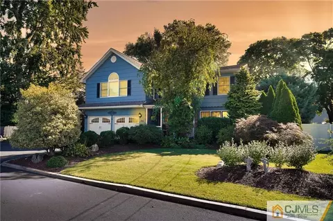 36 Starkin Rd, Edison, NJ 08837 photo 2