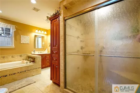 36 Starkin Rd, Edison, NJ 08837 photo 30