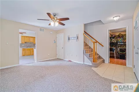 18 Main St, Helmetta, NJ 08828 photo 5
