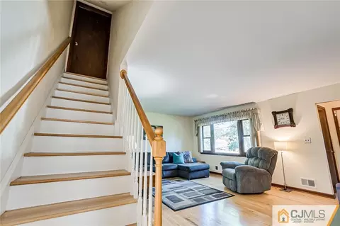 400 Maple St, Middlesex, NJ 08846 photo 24