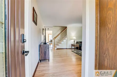400 Maple St, Middlesex, NJ 08846 photo 9