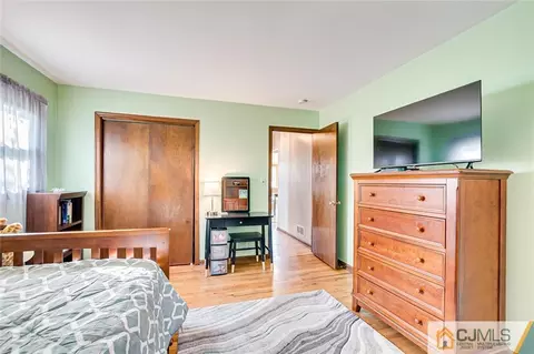 400 Maple St, Middlesex, NJ 08846 photo 23