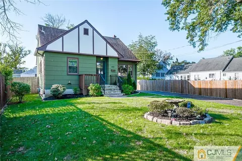 400 Maple St, Middlesex, NJ 08846 photo 3