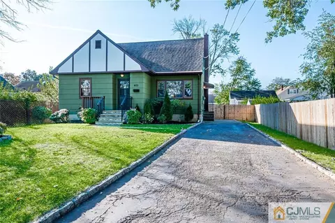 400 Maple St, Middlesex, NJ 08846 photo 5