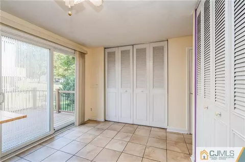 2 Robert Pearson Ct, Hamilton, NJ 08610 photo 8
