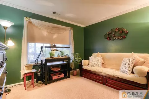 1002 Meadow Ct, Helmetta, NJ 08828 photo 16