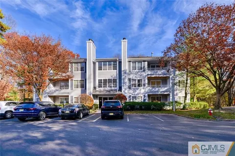 1002 Meadow Ct, Helmetta, NJ 08828 photo 33