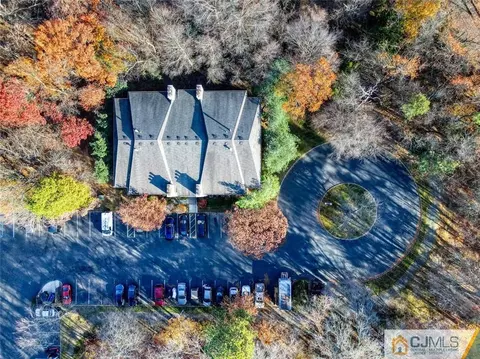1002 Meadow Ct, Helmetta, NJ 08828 photo 30
