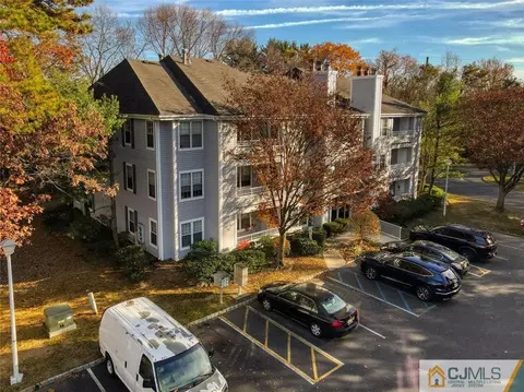 1002 Meadow Ct, Helmetta, NJ 08828 photo 31