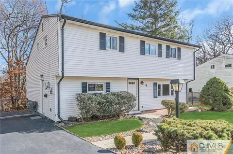 9 Nancy Cir, Edison, NJ 08817 photo 3