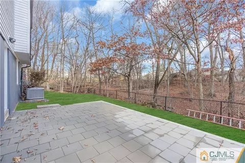 9 Nancy Cir, Edison, NJ 08817 photo 37