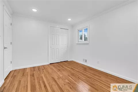 9 Nancy Cir, Edison, NJ 08817 photo 29