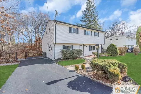9 Nancy Cir, Edison, NJ 08817 photo 6