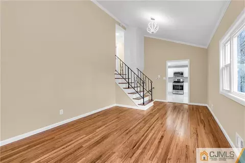 9 Nancy Cir, Edison, NJ 08817 photo 17