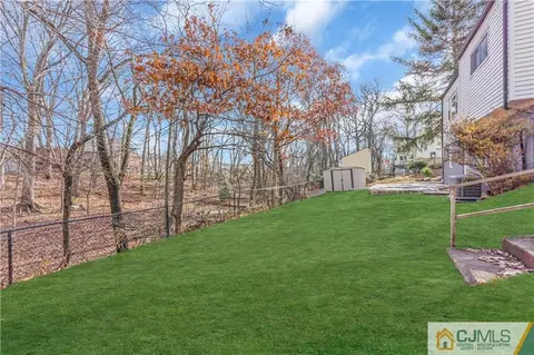 9 Nancy Cir, Edison, NJ 08817 photo 36
